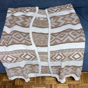 Old Navy Beige and White Aztec Knit cardigan sweater